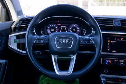 Продажа Audi Q3 II (F3) 45 TFSI 2.0 AT (231 л.с.) 2020 Белый в Автодом