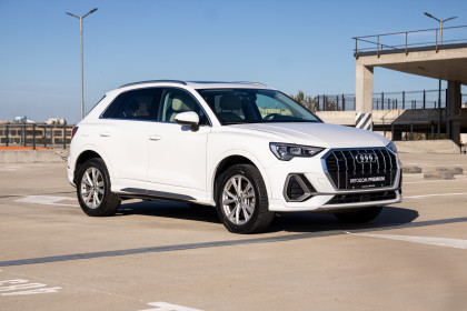 Продажа Audi Q3 II (F3) 45 TFSI 2.0 AT (231 л.с.) 2020 Белый в Автодом