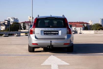 Продажа Volvo V50 I Рестайлинг 1.6 MT (115 л.с.) 2010 Серебристый в Автодом