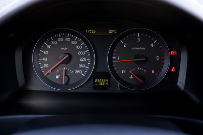 Продажа Volvo V50 I Рестайлинг 1.6 MT (115 л.с.) 2010 Серебристый в Автодом