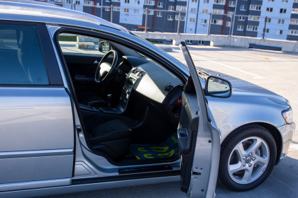 Продажа Volvo V50 I Рестайлинг 1.6 MT (115 л.с.) 2010 Серебристый в Автодом