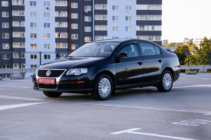 Продажа Volkswagen Passat B6 1.6 MT (102 л.с.) 2008 Черный в Автодом