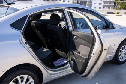 Продажа Hyundai Accent V 1.6 AT (130 л.с.) 2019 Серебристый в Автодом