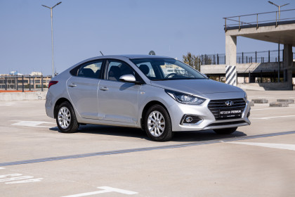 Продажа Hyundai Accent V 1.6 AT (130 л.с.) 2019 Серебристый в Автодом