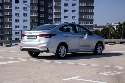 Продажа Hyundai Accent V 1.6 AT (130 л.с.) 2019 Серебристый в Автодом