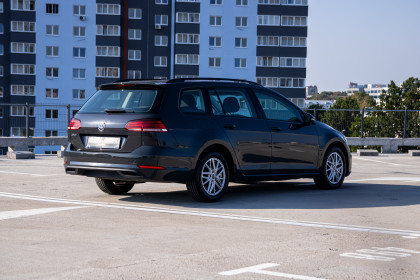 Продажа Volkswagen Golf VII Рестайлинг 1.0 MT (115 л.с.) 2019 Серый в Автодом