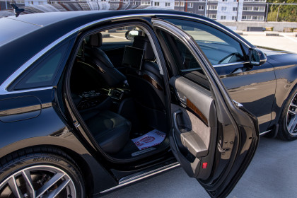 Продажа Audi A8 III (D4) Рестайлинг 4.1 AT (385 л.с.) 2014 Черный в Автодом
