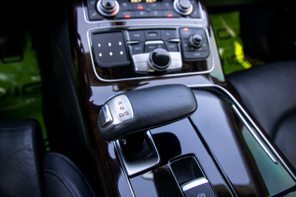 Продажа Audi A8 III (D4) Рестайлинг 4.1 AT (385 л.с.) 2014 Черный в Автодом