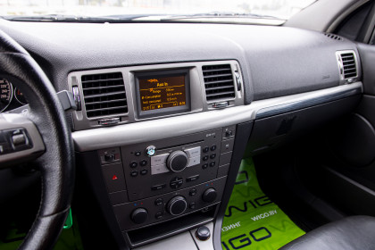 Продажа Opel Vectra C Рестайлинг 1.8 MT (122 л.с.) 2007 Черный в Автодом