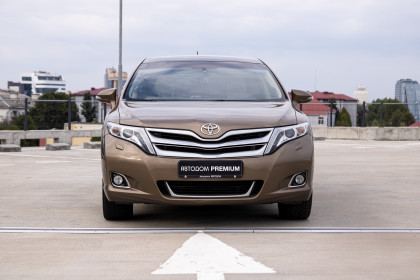 Продажа Toyota Venza I Рестайлинг 2.7 AT (185 л.с.) 2013 Коричневый в Автодом