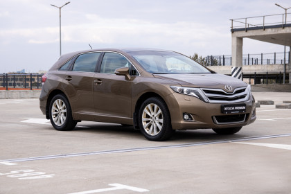 Продажа Toyota Venza I Рестайлинг 2.7 AT (185 л.с.) 2013 Коричневый в Автодом