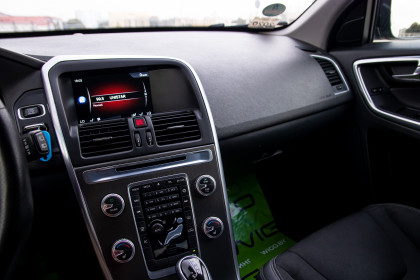 Продажа Volvo XC60 I Рестайлинг 2.0 AT (163 л.с.) 2014 Черный в Автодом
