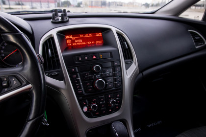 Продажа Opel Astra J 1.4 AT (140 л.с.) 2011 Серый в Автодом