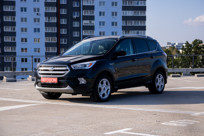 Продажа Ford Kuga II Рестайлинг 1.5 MT (120 л.с.) 2017 Черный в Автодом