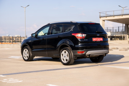 Продажа Ford Kuga II Рестайлинг 1.5 MT (120 л.с.) 2017 Черный в Автодом