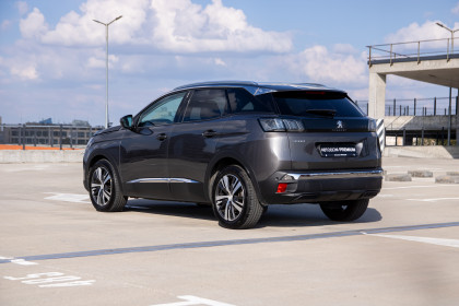 Продажа Peugeot 3008 II Рестайлинг 1.5 AT (130 л.с.) 2021 Серый в Автодом