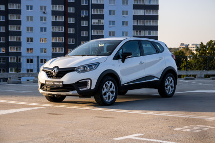 Продажа Renault Kaptur I 1.6 CVT (114 л.с.) 2016 Белый в Автодом