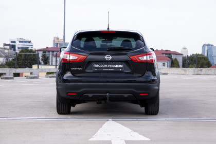 Продажа Nissan Qashqai II 2.0 MT (144 л.с.) 2015 Черный в Автодом