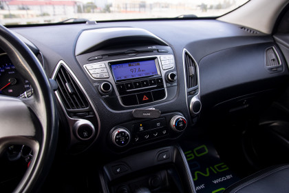 Продажа Hyundai Tucson II 2.0 AT (150 л.с.) 2010 Серебристый в Автодом