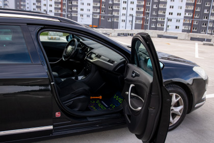 Продажа Citroen C5 II 2.2 MT (170 л.с.) 2008 Черный в Автодом