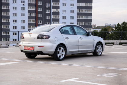 Продажа Mazda 3 I (BK) Рестайлинг 2.0 MT (150 л.с.) 2007 Серебристый в Автодом