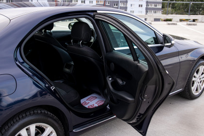 Продажа Mercedes-Benz C-Класс IV (W205) 180 1.6 AT (156 л.с.) 2014 Синий в Автодом