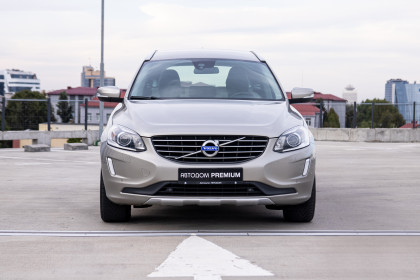 Продажа Volvo XC60 I Рестайлинг 2.4 AT (215 л.с.) 2014 Коричневый в Автодом