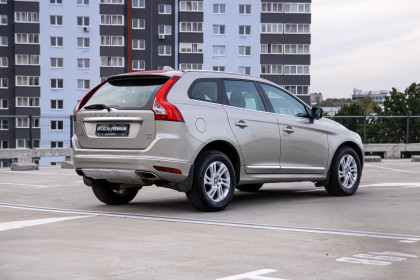 Продажа Volvo XC60 I Рестайлинг 2.4 AT (215 л.с.) 2014 Коричневый в Автодом