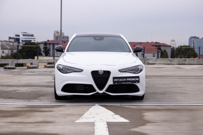 Продажа Alfa Romeo Giulia II (952) Рестайлинг 2.0 AT (280 л.с.) 2022 Белый в Автодом