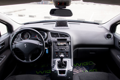 Продажа Peugeot 5008 I 1.6 MT (112 л.с.) 2011 Серый в Автодом