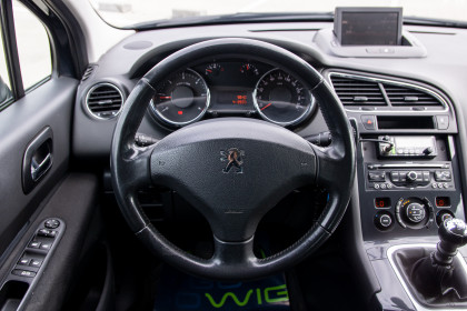 Продажа Peugeot 5008 I 1.6 MT (112 л.с.) 2011 Серый в Автодом