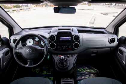 Продажа Citroen Berlingo II Рестайлинг 2 1.6 MT (90 л.с.) 2018 Черный в Автодом