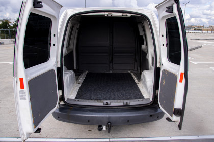 Продажа Volkswagen Caddy III 1.9 MT (105 л.с.) 2008 Белый в Автодом
