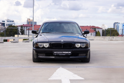 Продажа BMW 7 серии III (E38) Рестайлинг 740i 4.4 AT (286 л.с.) 1998 Черный в Автодом