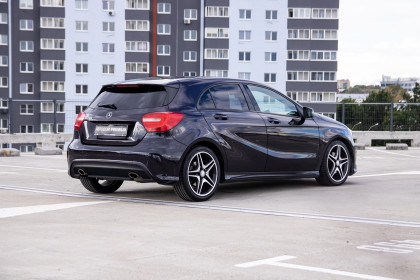 Продажа Mercedes-Benz A-Класс III (W176) 180 1.6 AMT (122 л.с.) 2014 Фиолетовый в Автодом