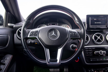 Продажа Mercedes-Benz A-Класс III (W176) 180 1.6 AMT (122 л.с.) 2014 Фиолетовый в Автодом