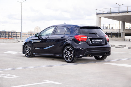 Продажа Mercedes-Benz A-Класс III (W176) 180 1.6 AMT (122 л.с.) 2014 Фиолетовый в Автодом