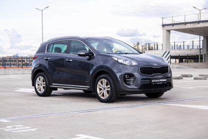 Продажа Kia Sportage IV 2.0 AT (150 л.с.) 2017 Серый в Автодом