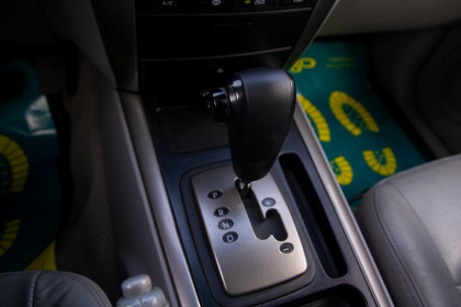 Продажа Kia Sorento I 5-speed 2.5 AT (140 л.с.) 2005 Серебристый в Автодом