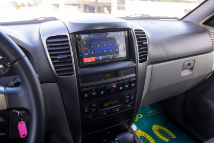 Продажа Kia Sorento I 5-speed 2.5 AT (140 л.с.) 2005 Серебристый в Автодом