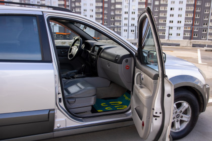 Продажа Kia Sorento I 5-speed 2.5 AT (140 л.с.) 2005 Серебристый в Автодом