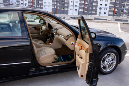 Продажа Mercedes-Benz E-Класс III (W211, S211) Рестайлинг 350 3.5 AT (272 л.с.) 2007 Черный в Автодом