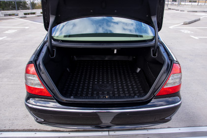 Продажа Mercedes-Benz E-Класс III (W211, S211) Рестайлинг 350 3.5 AT (272 л.с.) 2007 Черный в Автодом