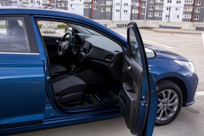 Продажа Hyundai Accent V Рестайлинг 1.6 AT (123 л.с.) 2021 Синий в Автодом