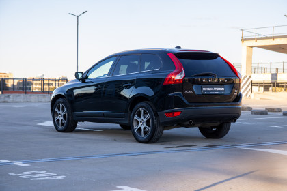 Продажа Volvo XC60 I 3.0 AT (304 л.с.) 2011 Черный в Автодом