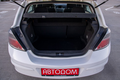 Продажа Opel Astra H Рестайлинг 1.4 MT (90 л.с.) 2009 Белый в Автодом