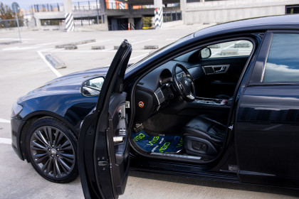 Продажа Jaguar XF I 3.0 AT (238 л.с.) 2008 Черный в Автодом