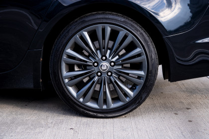Продажа Jaguar XF I 3.0 AT (238 л.с.) 2008 Черный в Автодом