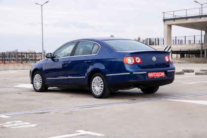 Продажа Volkswagen Passat B6 2.0 MT (140 л.с.) 2008 Синий в Автодом