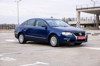 Продажа Volkswagen Passat B6 2.0 MT (140 л.с.) 2008 Синий в Автодом